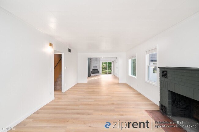 Foto del edificio - 5 br, 2 bath House - 17590 SW Blanton St, ...