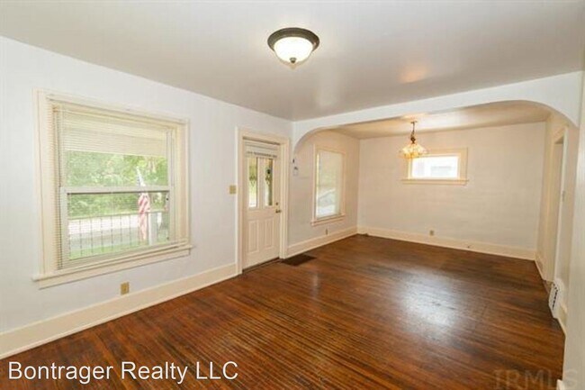Building Photo - 3 br, 1 bath House - 927 Tipton Street