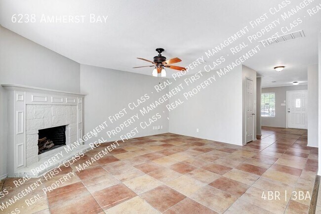 Foto del edificio - 6238 Amherst Bay