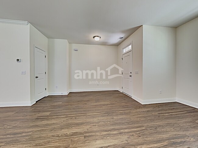 Foto del edificio - 106 Parkside Blvd