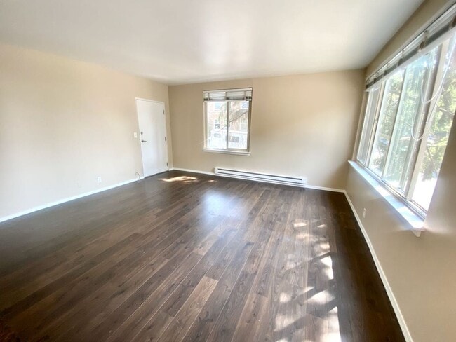 Interior Photo - 700 E Mercer