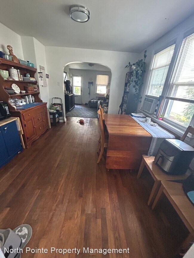 Foto del edificio - 2 br, 1 bath House - 126 Roselawn Ave
