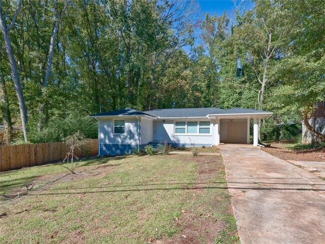 Building Photo - 3404 Maplehurst Dr
