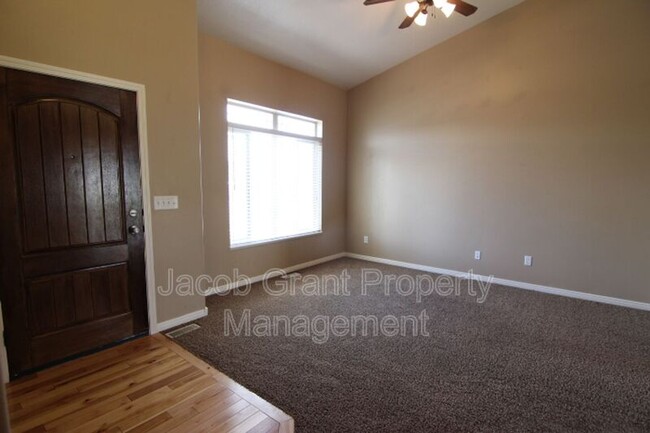 Building Photo - 5361 Barton Ln