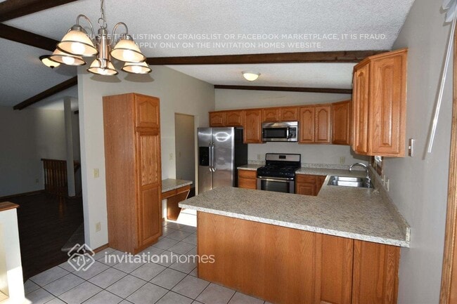 Foto del edificio - 8157 James Ave N