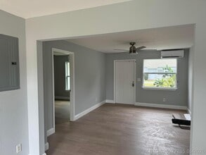 Building Photo - 840 Almeria Rd