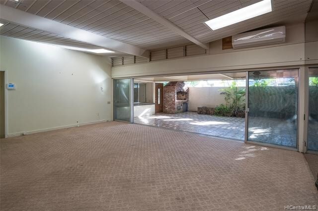 Building Photo - 506 Hakaka Pl