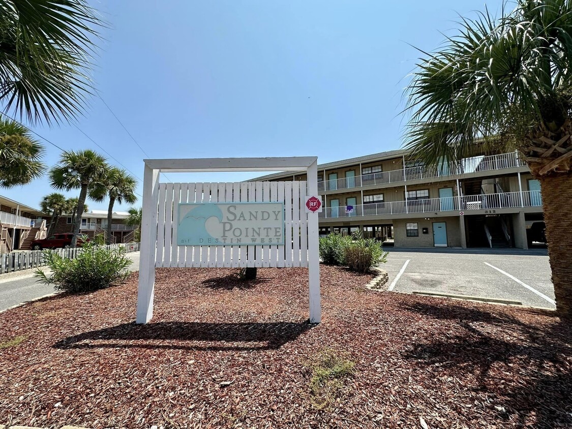 312 Bream Ave Unit 201, Fort Walton Beach, FL 32548 Condo for Rent in Fort Walton Beach, FL