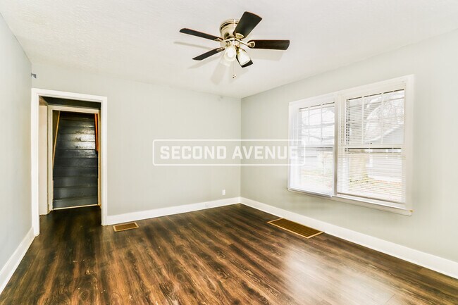 Foto del edificio - 1032 Sale Ave