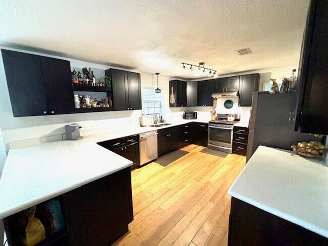 Building Photo - 1315 Ute Cir