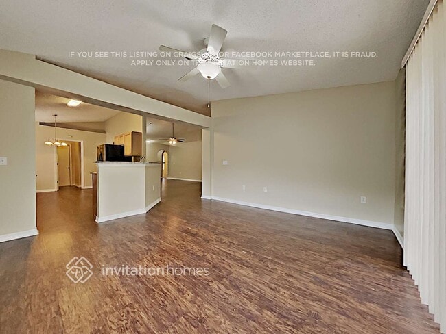 Building Photo - 3916 Stonefield Dr