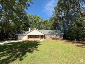 Building Photo - 510 Whistlestop Cir