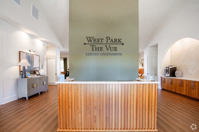 Vestíbulo - West Park