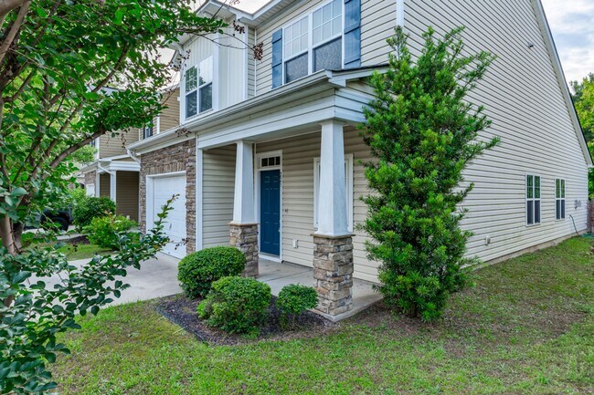 Foto del edificio - 223 Chestnut Oak Ln