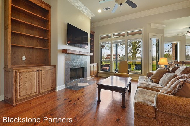 Building Photo - 4 br, 3 bath House - 12468 Legacy Hills Dr