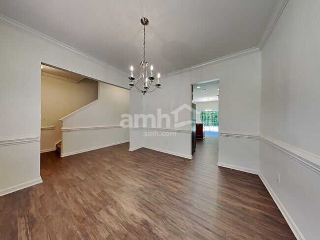 Building Photo - 4095 Shadetree Dr