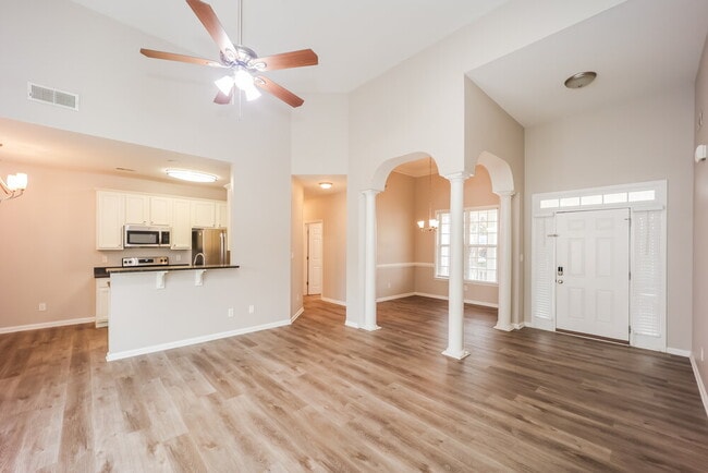 Foto del edificio - 54 Cottage Ln