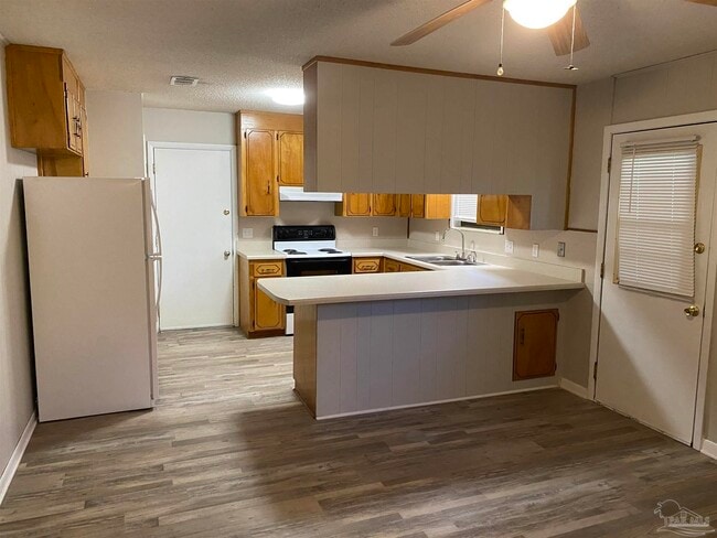 Foto del edificio - 6005 Muldoon Rd