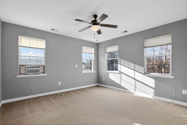 Foto del edificio - 47106 Green Leaf Ct