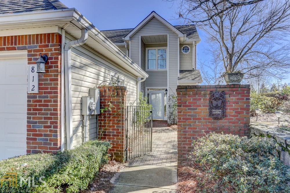Primary Photo - 812 Olde Towne Ct
