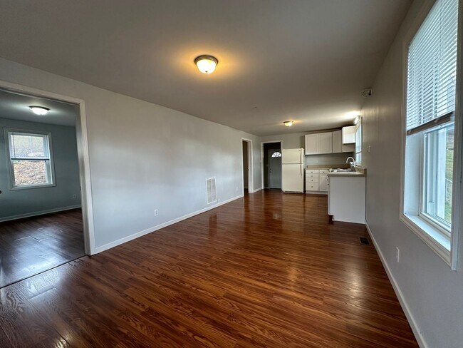 Foto del edificio - 2 Bedroom/1 Bath Home   Kingsport, TN
