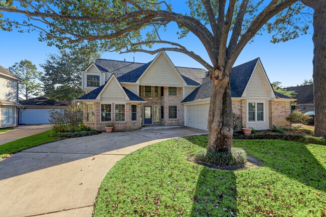 Building Photo - 22423 Park Point Dr