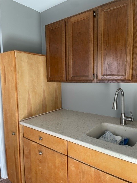 Foto del edificio - 233 W Locust St