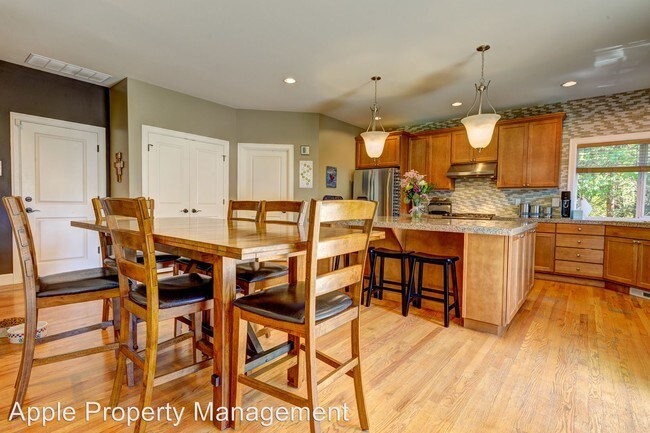 Foto del edificio - 13225 NE 137th Ct