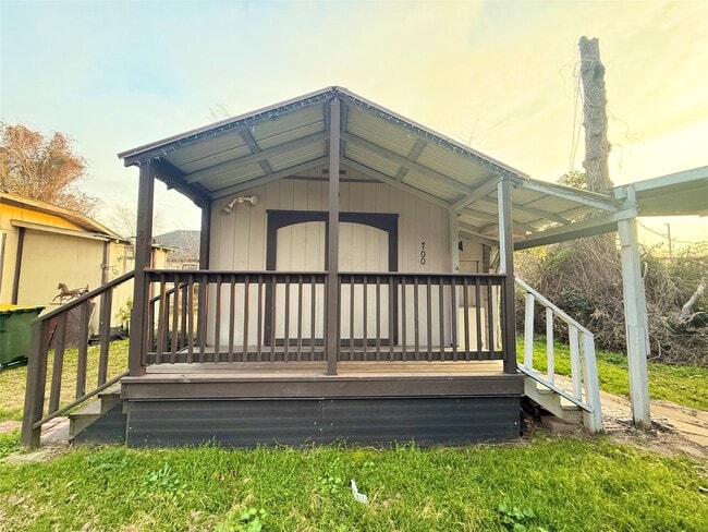 Building Photo - 274 Jewel St