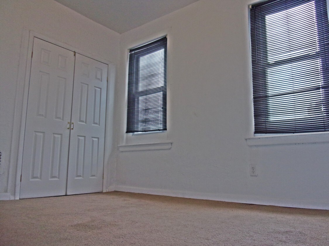 Primary Photo - 4010 N Reese St
