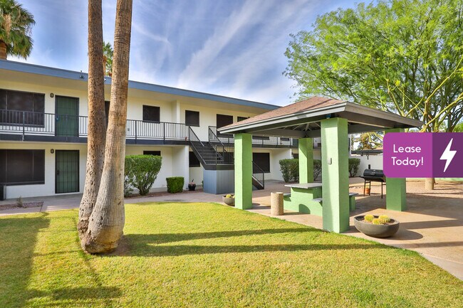 Foto del edificio - 1942 W Berridge Ln