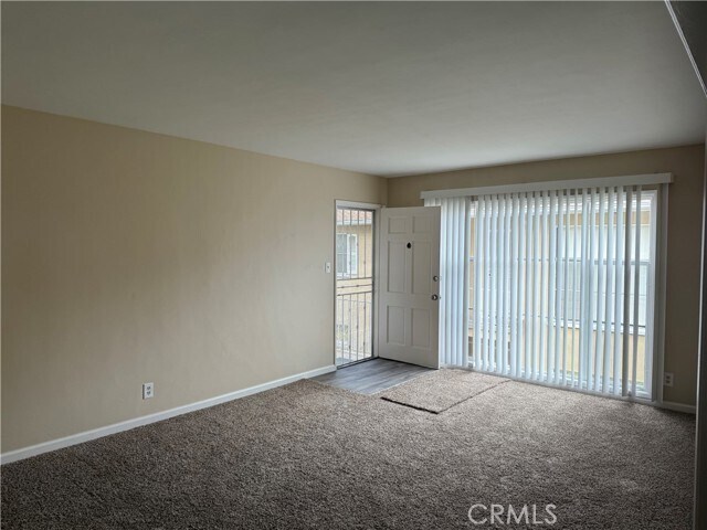 Foto del edificio - 235 Belmont Ave