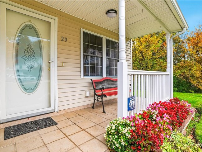 Foto del edificio - 20 Frongillo Farm Rd