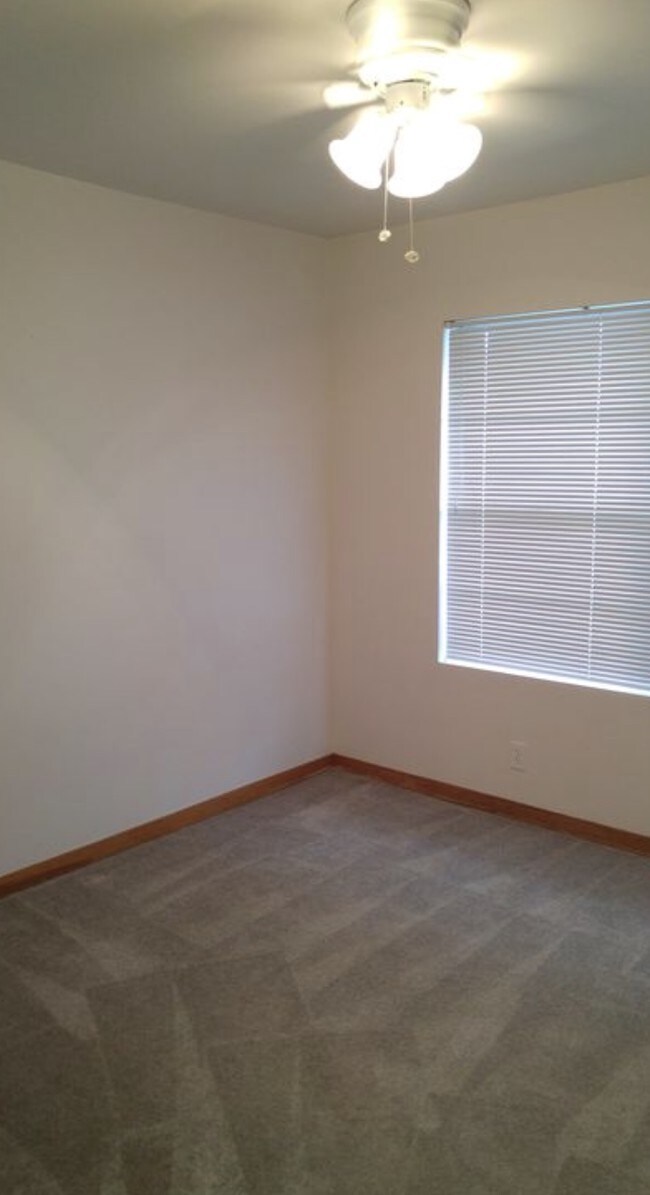 Foto del edificio - 715 Sherrill St