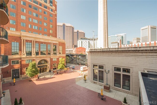 Building Photo - 1101 Haxall Point