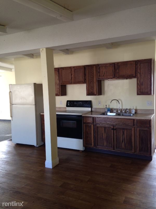 30 Park St, Thomaston, CT 06787 Apartment for Rent in Thomaston, CT