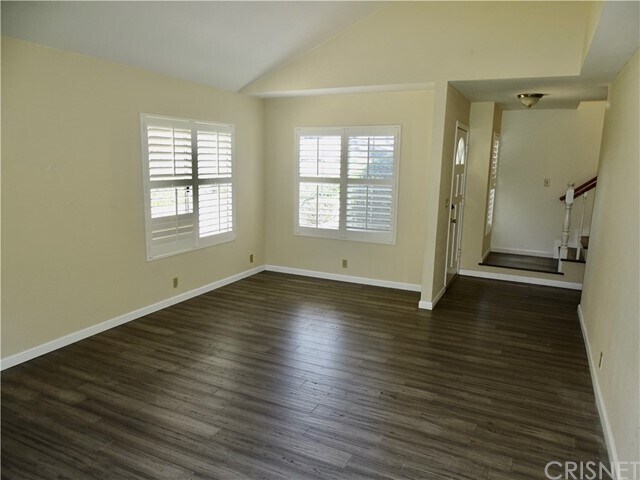 Building Photo - 2209 Huntington Ln