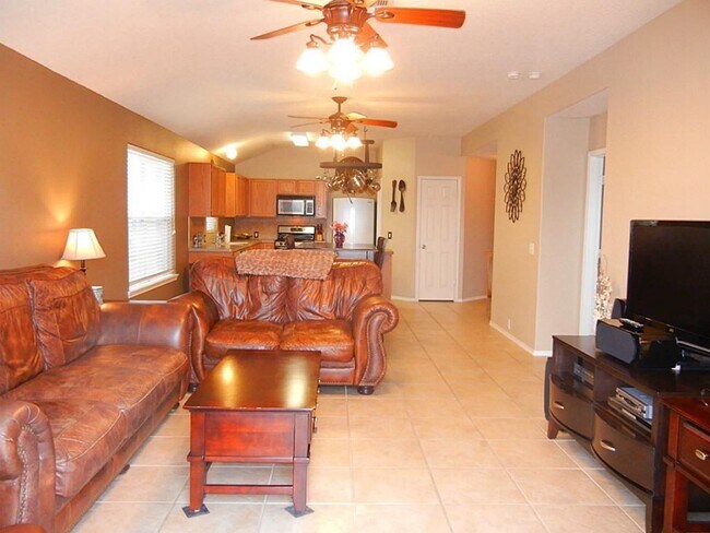 Foto del edificio - 5935 Water Violet Ln