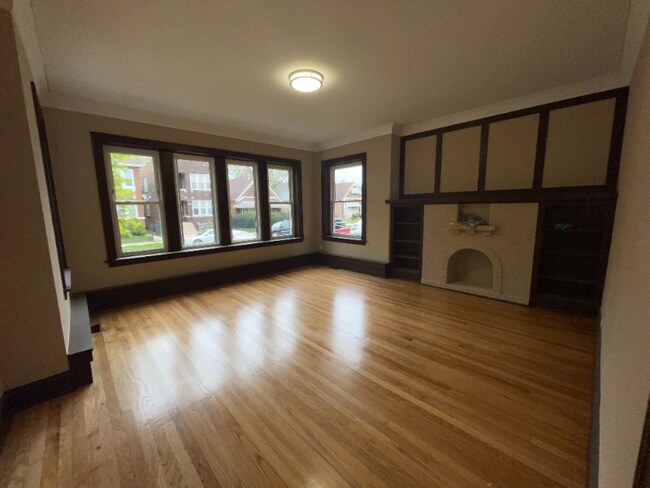 Foto del edificio - 6640 S Fairfield Ave