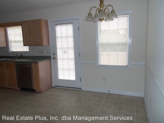 Building Photo - 3 br, 2 bath House - 211 Derby Park Ave.