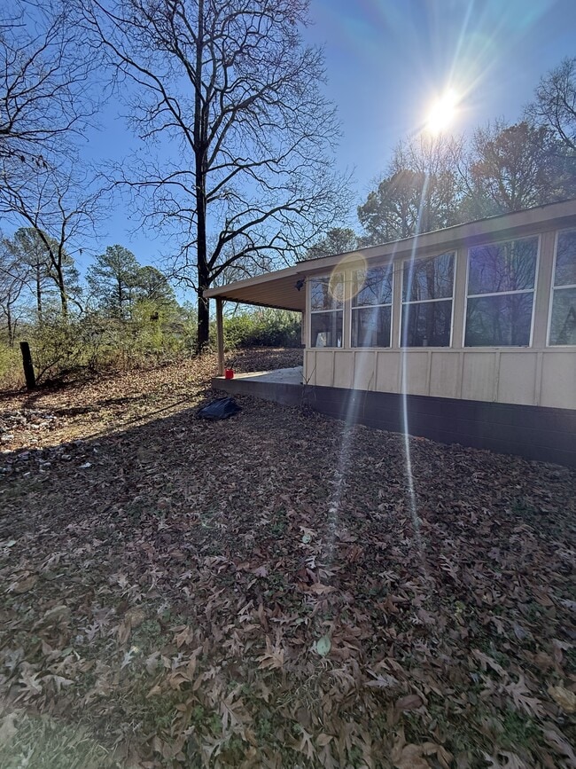 Foto del edificio - 1633 Yvonne Dr