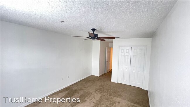 Building Photo - 464 Tradition Ln