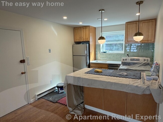 Photo - 104 Trowbridge St Apartment