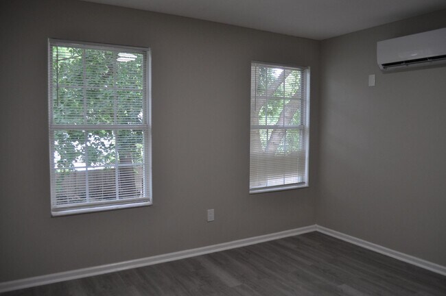 Foto del edificio - 98-100 Linden Place