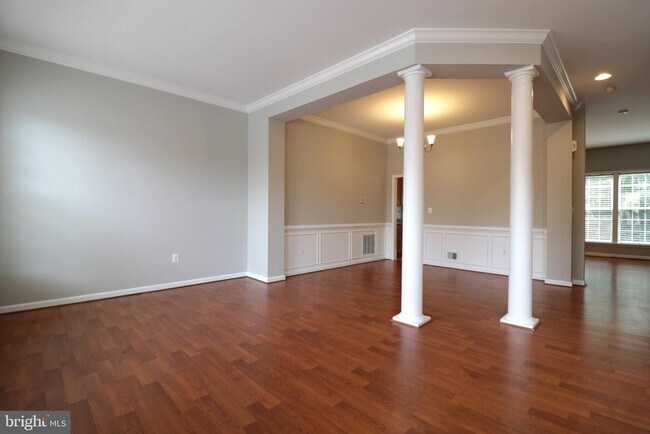 Foto del edificio - 2349 Stone Fence Ln