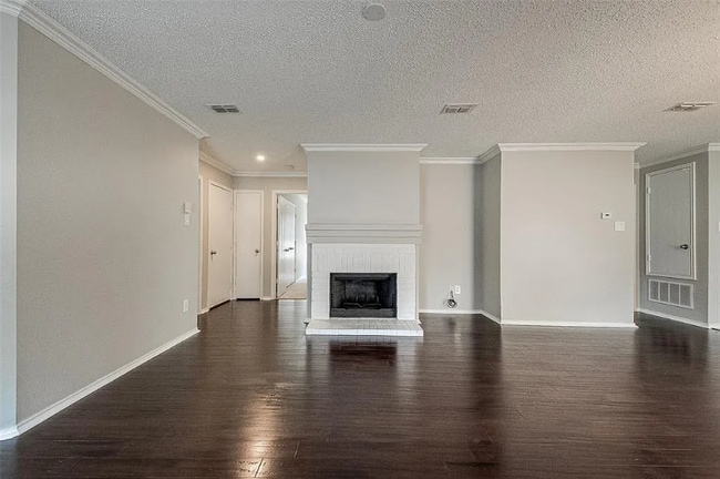 Photo - 8732 Fox Meadow Way House