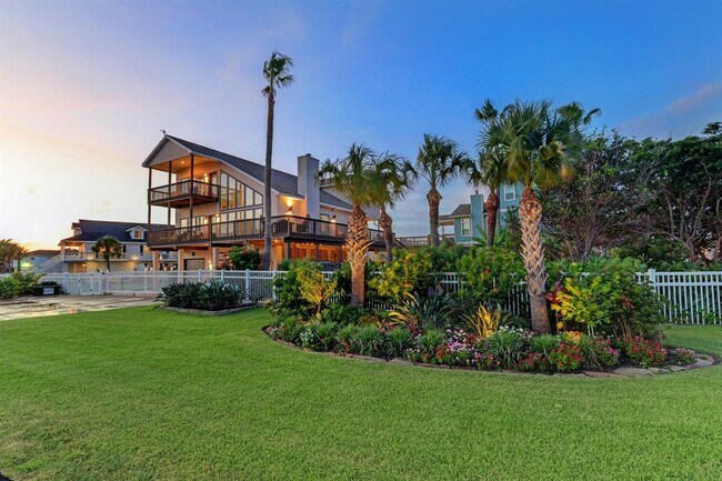 Building Photo - 1406 Palmetto Dr