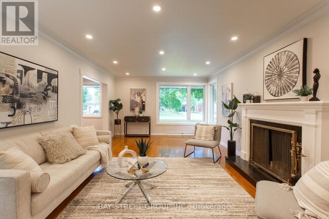 Photo du bâtiment - 2 Parklane Crescent