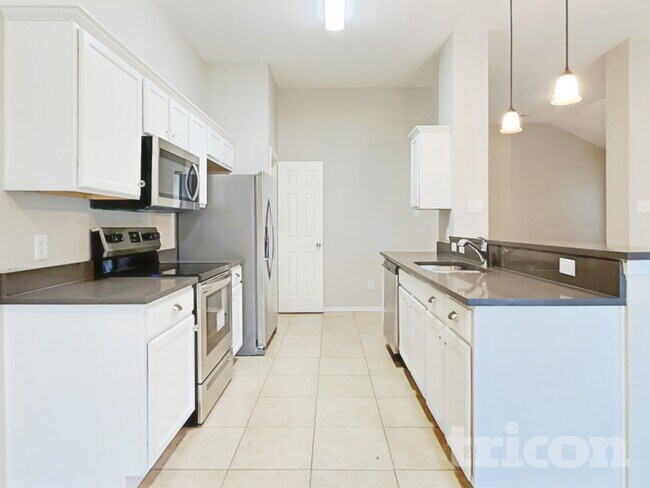 Foto del edificio - 2021 Faircrest Trail