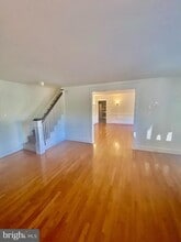 Building Photo - 450 S Orange St